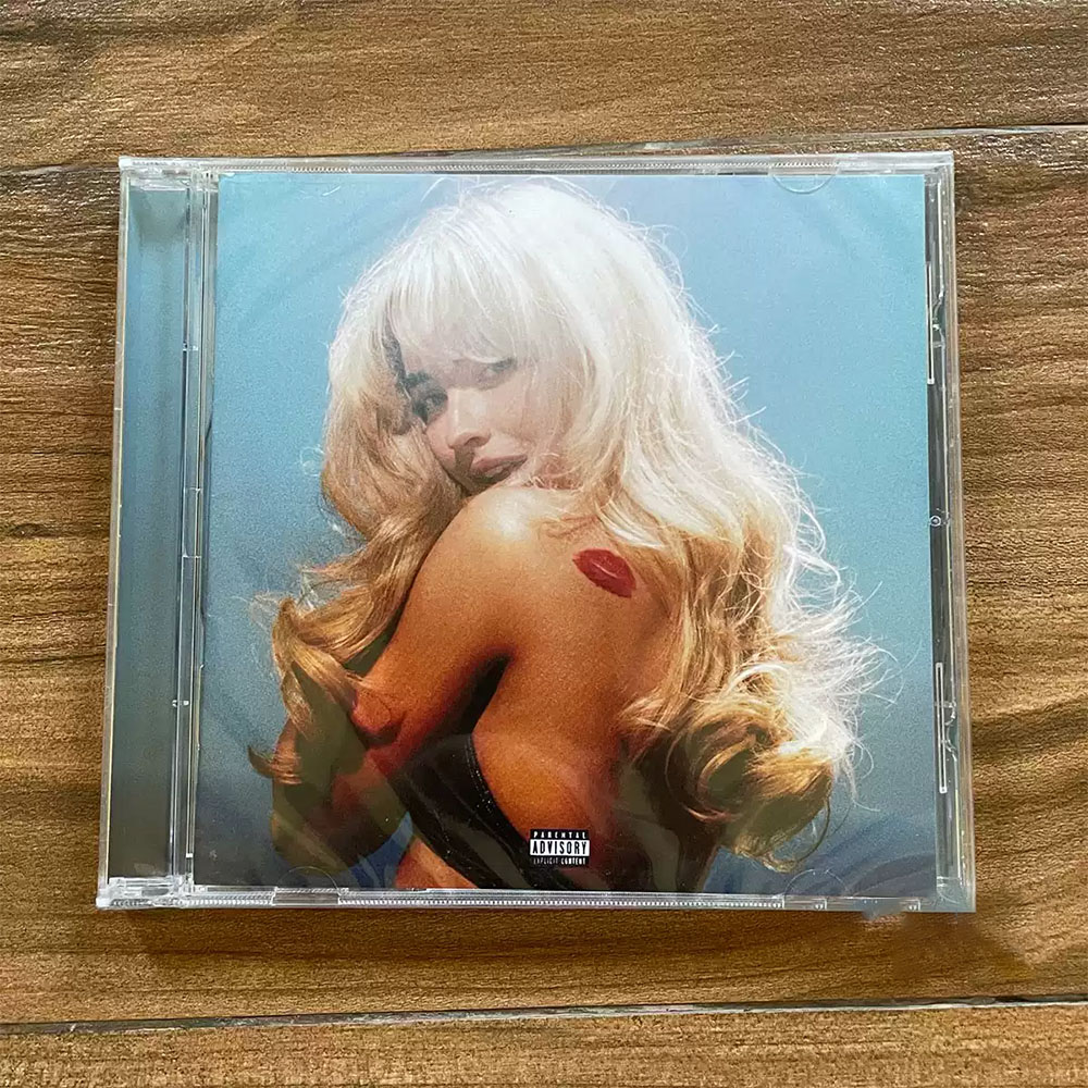 Vintage Collectibles & More Llc Photos - CD「Short N' Sweet」 - ポップ、カントリー、レトロポップの物理的な音楽アルバム、ヴィンテージディスコポップのコレクターズレコード