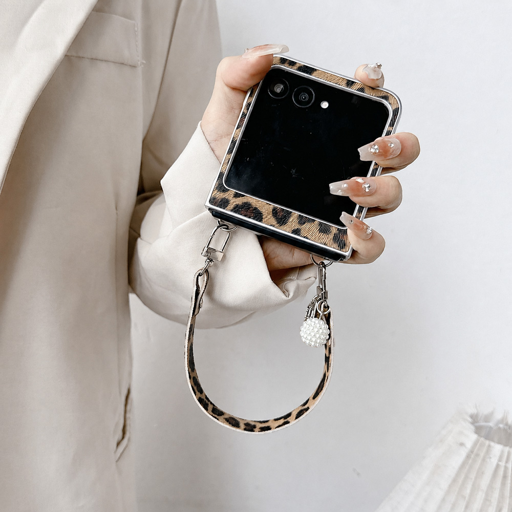ヒョウ柄折りたたみフリップ電話ケース Motorola Ra - Vintage Items のレビューと価格