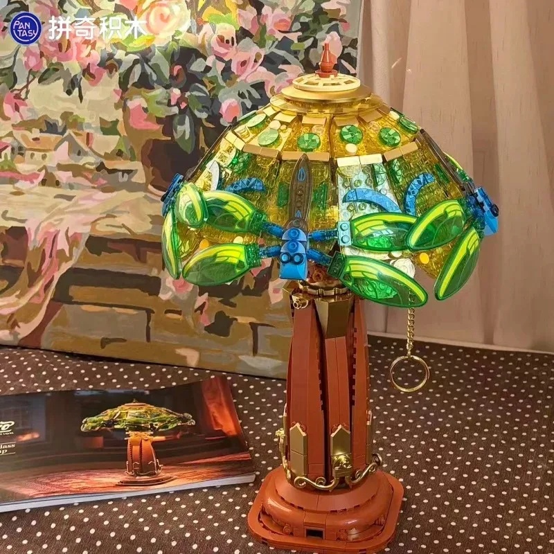 ファンタジー ヴィンテージ ガラス デスクランプ 組み立てブ - Collectible Vintage Lamps のレビューと価格