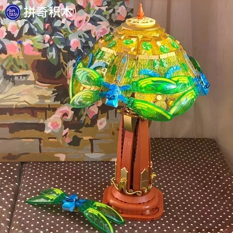 ファンタジー ヴィンテージ ガラス デスクランプ 組み立てブ - Collectible Vintage Lamps のレビューと価格