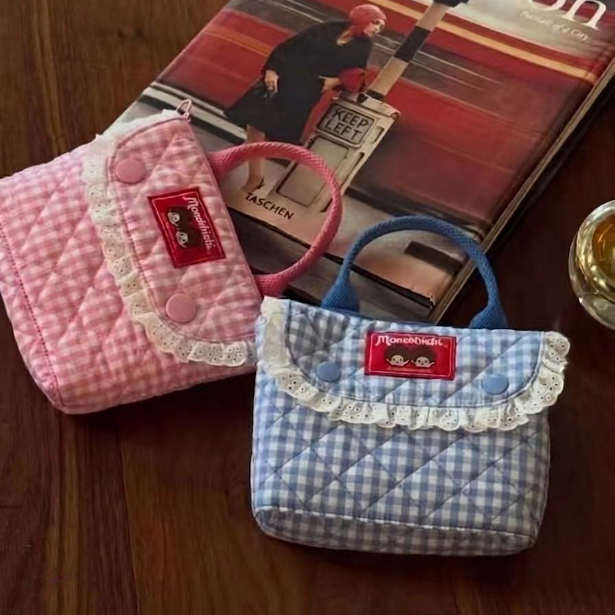 ヴィンテージチェック柄のマンチキ漫画風ハンドヘルドメイクアッ - Vintage Items のレビューと価格